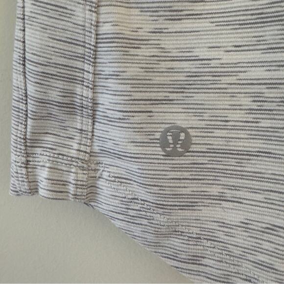 Lululemon Sweat Reps 2 In 1 Tank in Wee Are From Space Nimbus Battleship padding - Picture 7 of 10